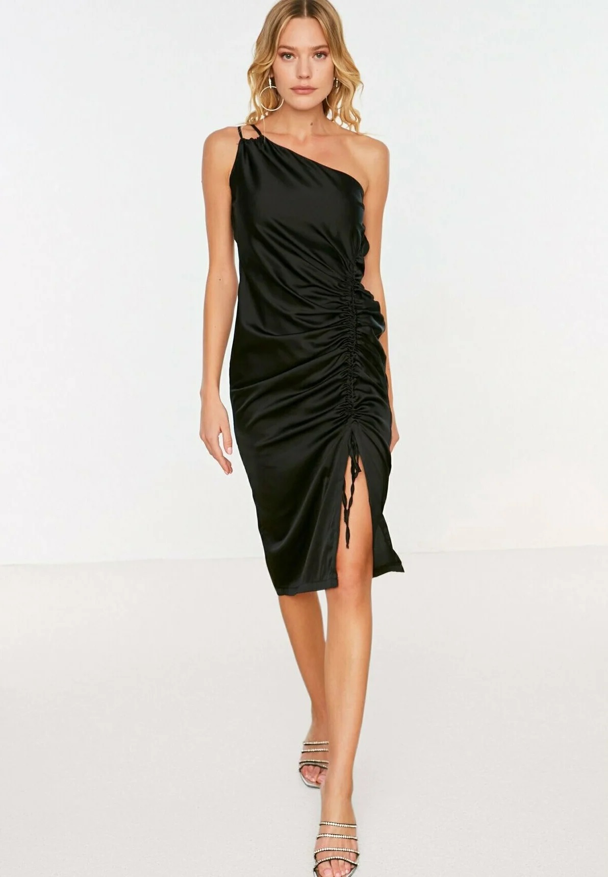 fashion-haljine-posebne-prigode-zalando-modnialmanah