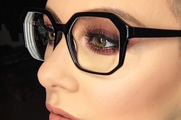 beauty-naočale-make-up-šminka-modnialmanah