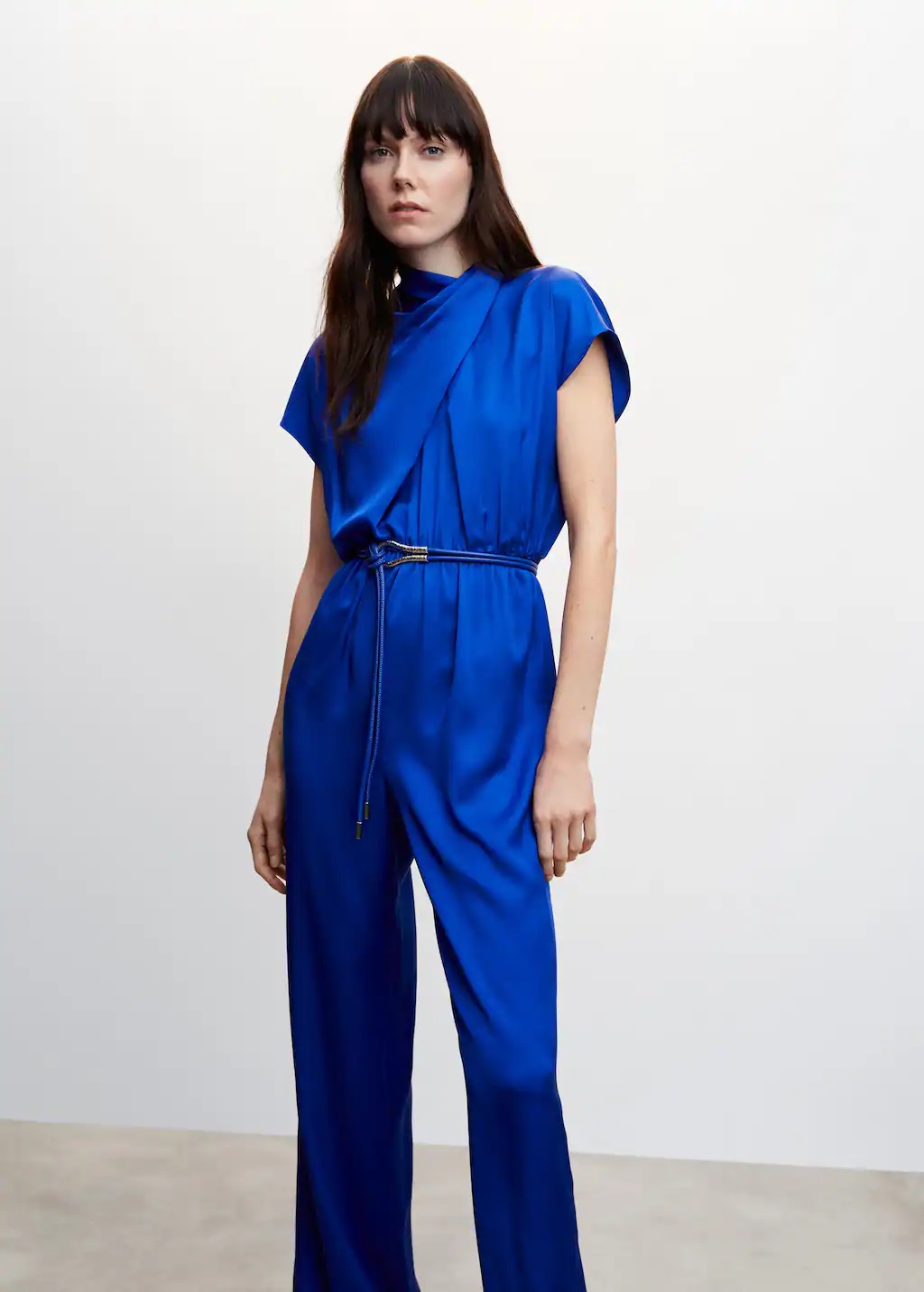 fashion-mango-modnialmanha-modni-savjeti-bedra-bokovi-haljine
