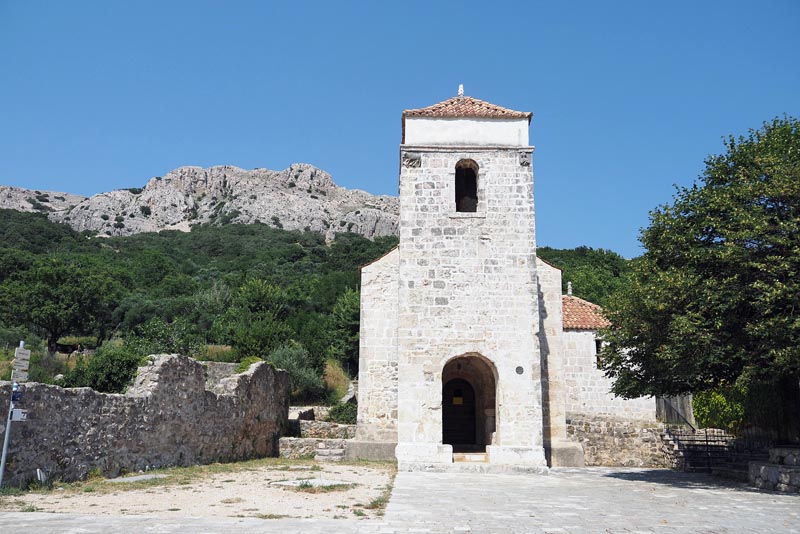 ljeto-otok-krk-hrvatska-turizam-modnialmanah-najljepše-od-hrvatske
