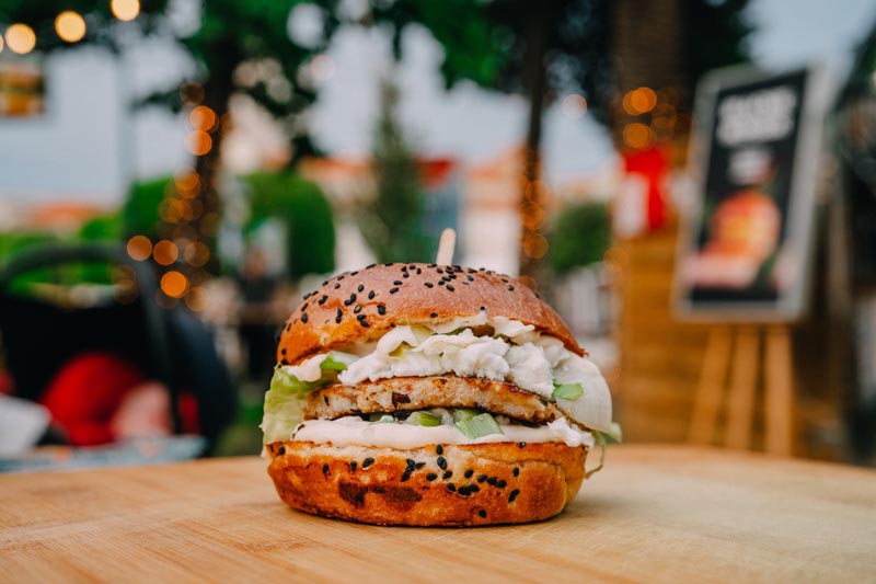 pula-burger-fest-modnialmanah-gastro