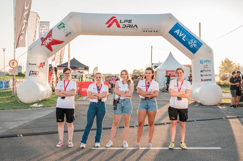 Formula-Alpe-Adria-žene-lifestyle-modnialmanah
