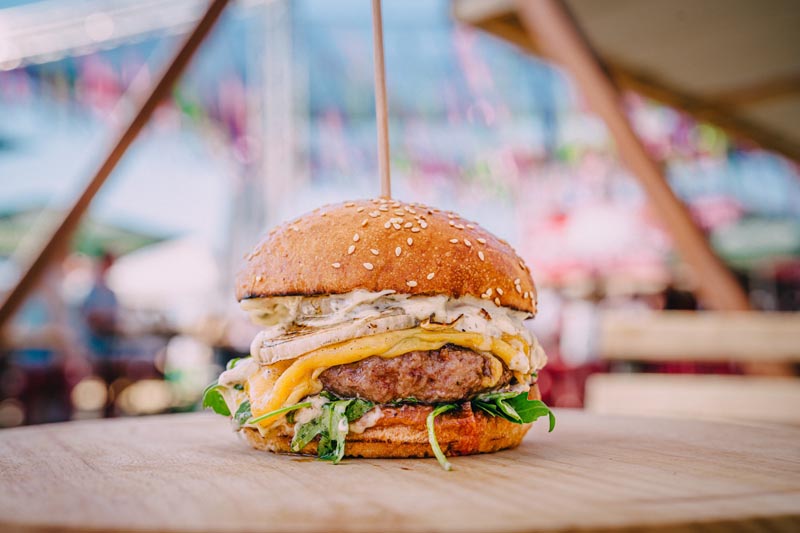 gastro-burgeri-špancirfest-modnialmanah