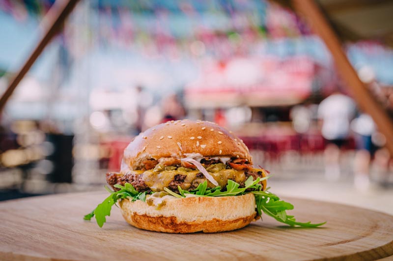 gastro-burgeri-špancirfest-modnialmanah