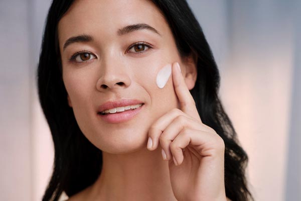 NIVEA-Cellular-LUMINOS-630®-beauty-njega-koža-skin-modnialmanah