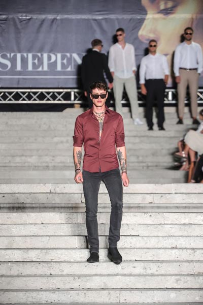 fashion-15-riječke-stepenice-ivana-delač-modnialmanah