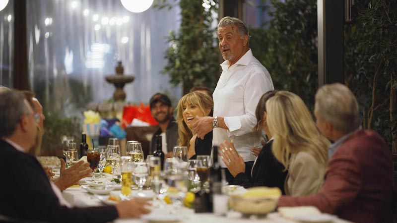 The-Family-Stallone-sky-showtime-lifestyle-modnialmanah