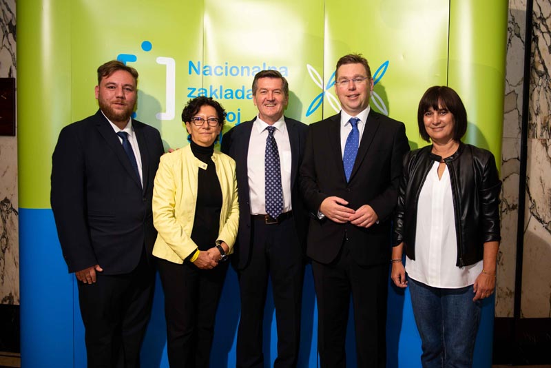 Nacionalna-zaklada-za-razvoj-civilnoga-društva-lifestyle-modnialmanah-dobročinitelji-dvadeset-godina