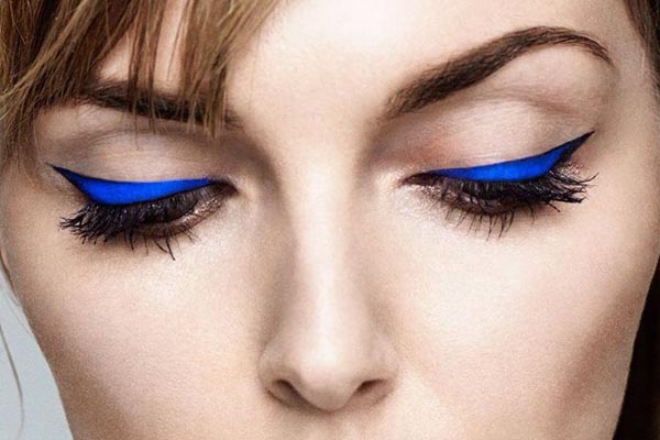 beauty-make-up-plava-boja-modnialmanah