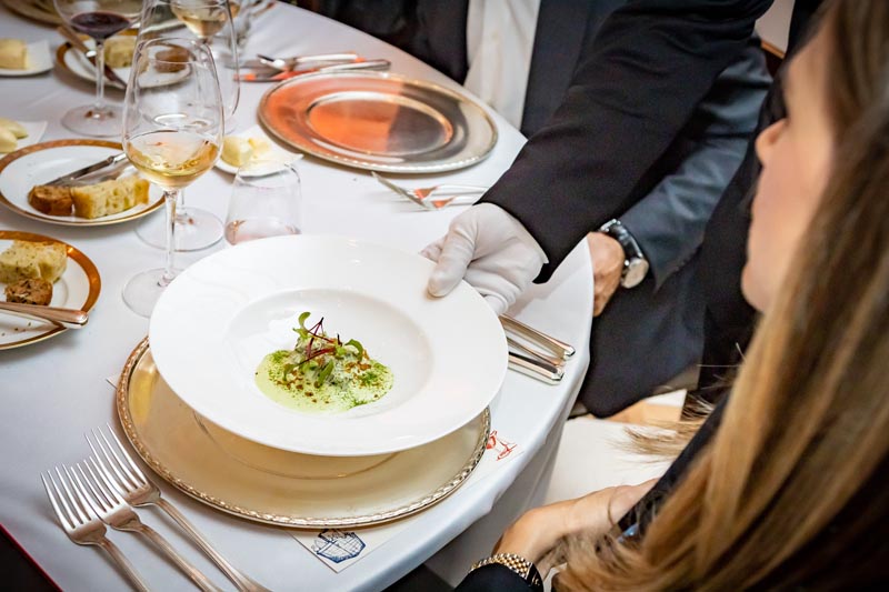Zinfandel's-Restoran-Esplanade-Zagreb-Hotel-doček-nove-godine-lifestyle-modnialmanah