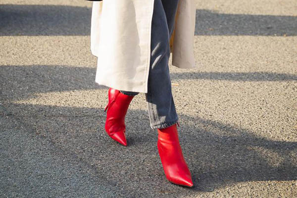 fashion-moda-crvena-obuća-modnialmanah