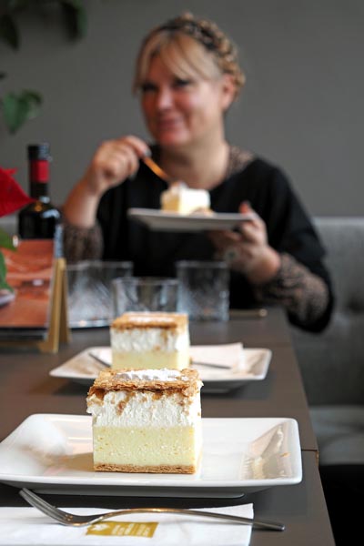 bled-slovenia-i-feel-slovenia-modnialmanah