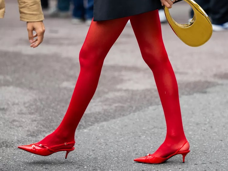 fashion-hulahupke-u-bojama-obuća-kako-kombinirati-modnialmanah