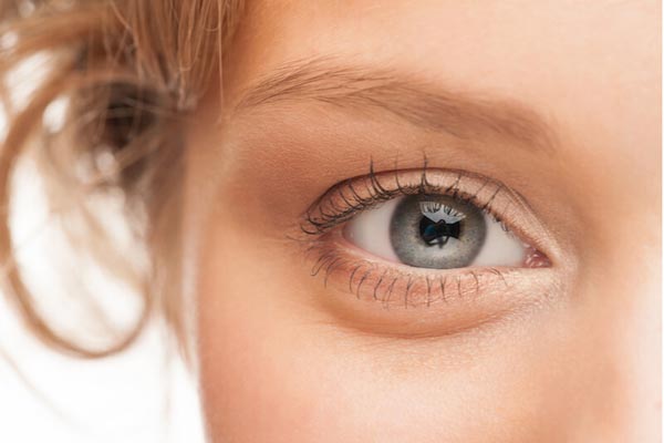 vrećice-ispod-očiju-beauty-oči-modnialmanah