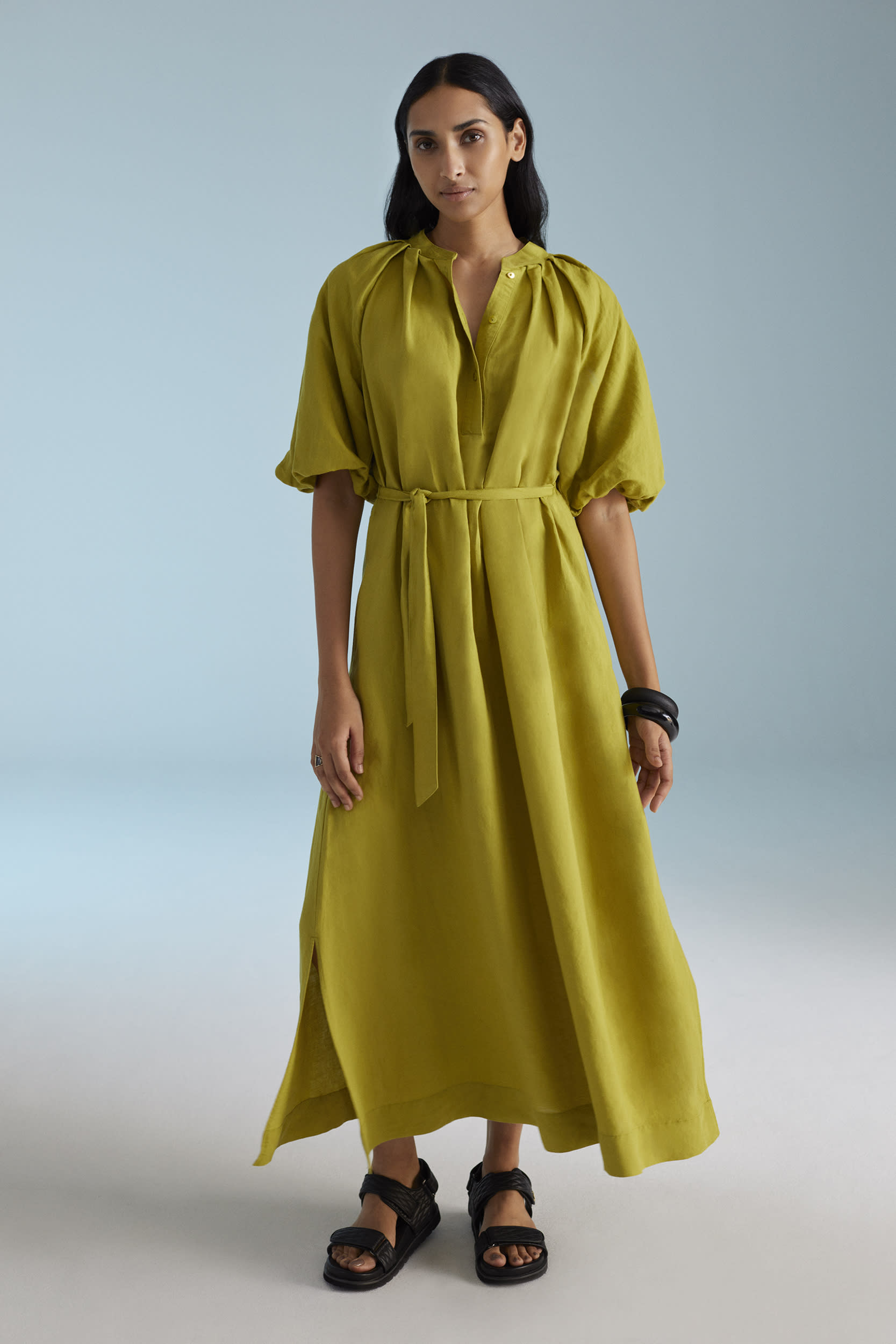 C&A-fashion-moda-Pronalazak-ljepote-u-kaosu-modnialmanah