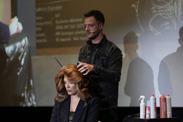 Igora-Vibrance-morevibrance-hair-kosa-boja-za-kosu-modnialmanah-beauty-Schwarzkopf-Professional