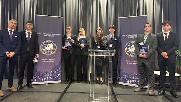 zagrebački-gimnazijalci-yale-model-united-nations-europe-MUNE-lifestyle-modnialmanah