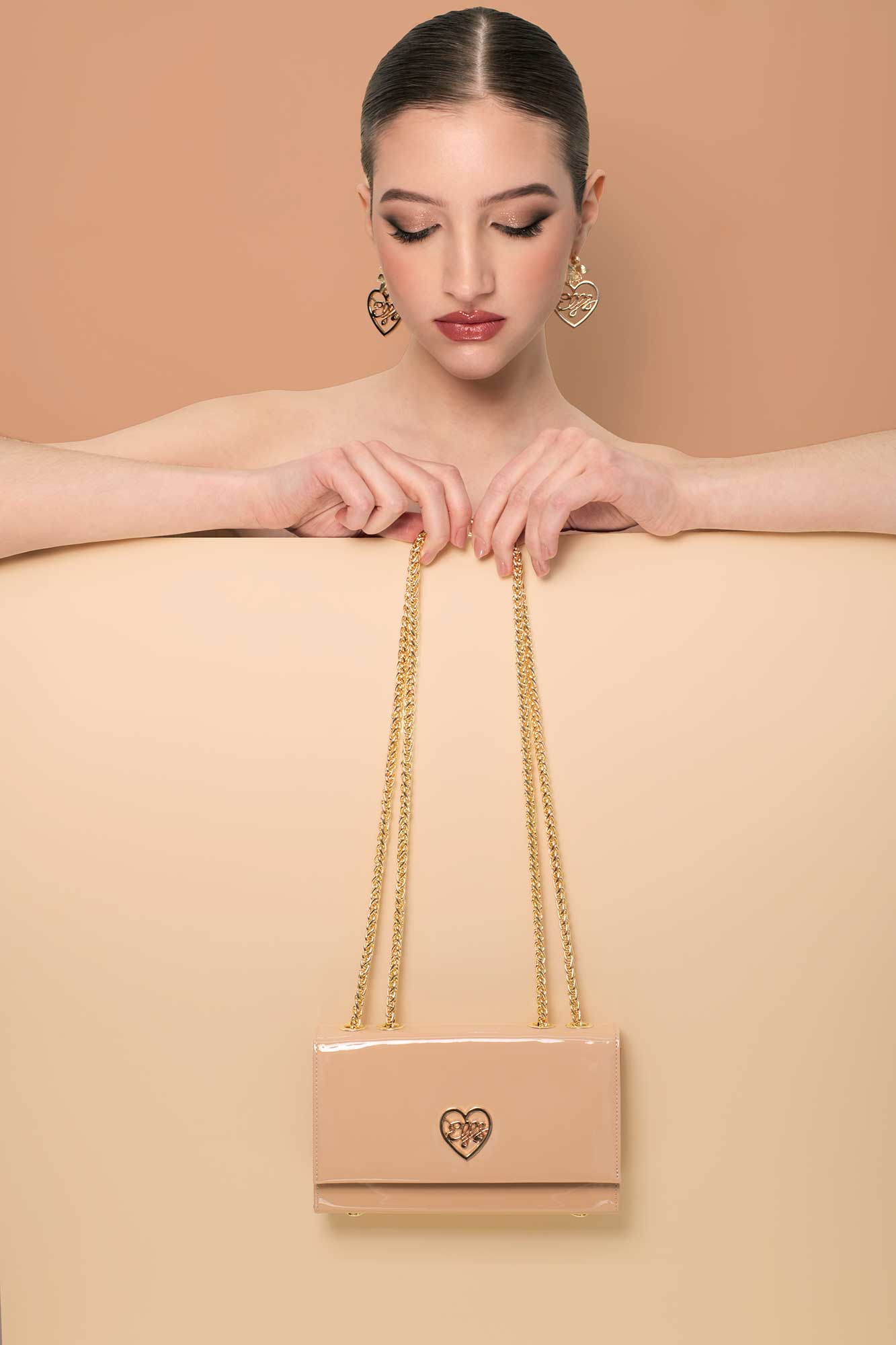 fashion-torbica-elfs-univerzalna-modnialmanah