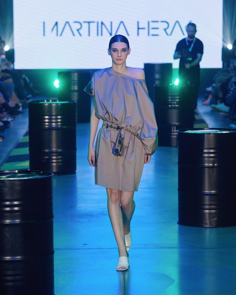 moderna-modna-platforma-fashion-revija-modnialmanah