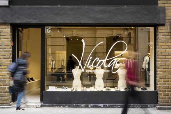 Nicolas-Concept-Store-shopping-modnialmanah