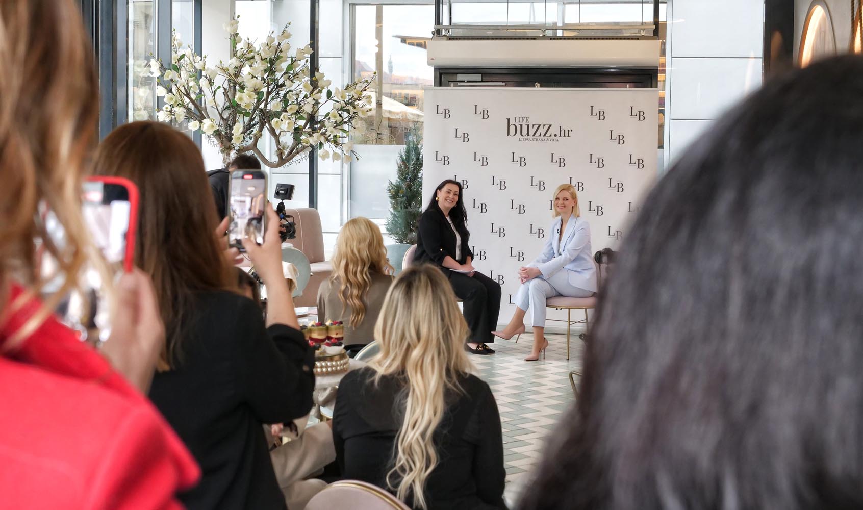 lifestyle-edita-misirić-lifebuzz-hr-modnialmanah-rođendan-prva-godina