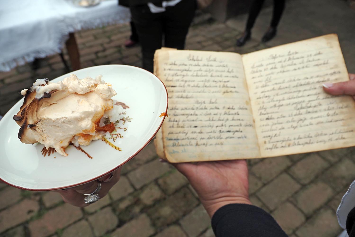 gastro-recepti-županja-šokački-kolači-blagdanski-modnialmanah-kud-tomislav