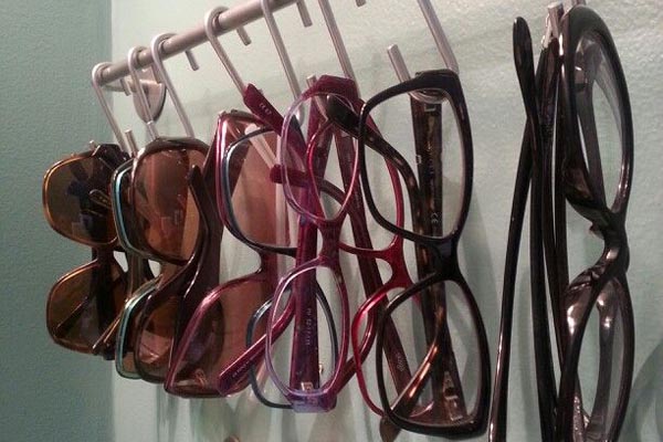 naočale-odlaganje-praktični-savjet-modnialmanah