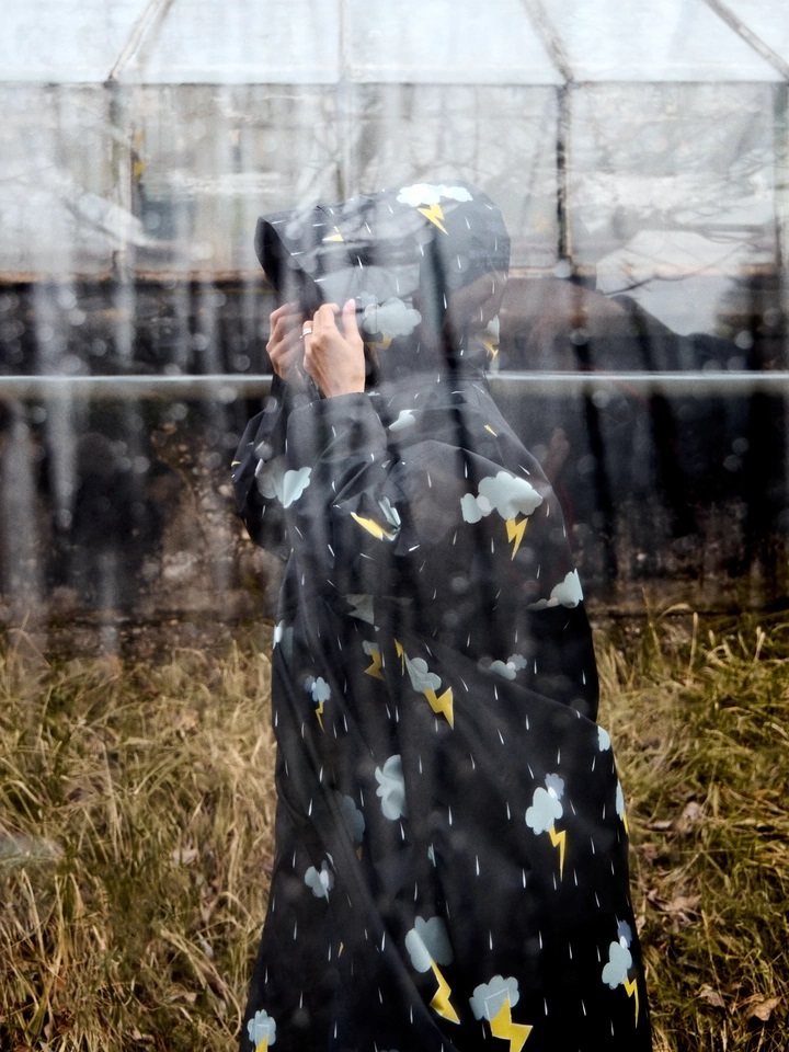 fashion-dedoles-kišna-kabanica-modnialmanah-kiša