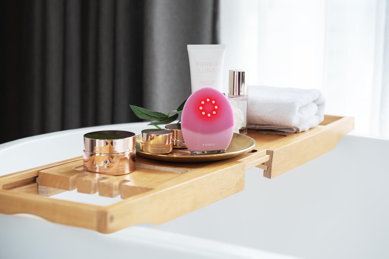 beauty-koža-skin-zaštitni-sloj-foreo-modnialmanah
