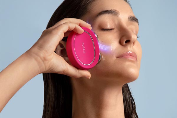 Foreo-Supercharged-barrier-restoring-essence-mist-beauty-modnialmanah