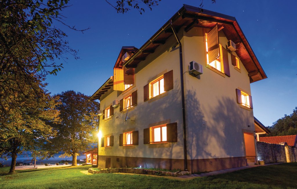 lifestyle-janja-gora-lika-modnialmanah-priroda