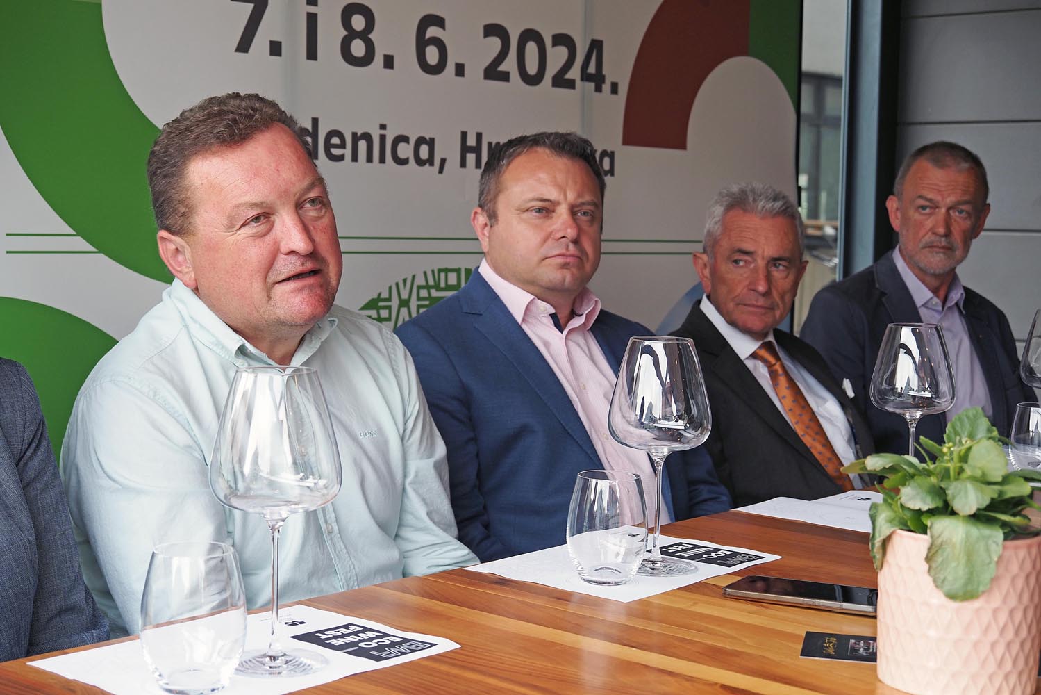 eco-wine-fest-bedenica-vino-wine-modnialmanah-eno-gastro