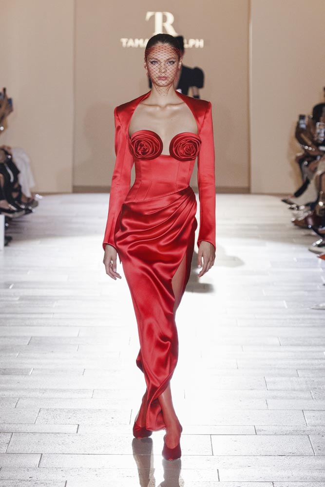 Runway-tamara-ralph-AW24-moda-fashion-modnialmanah