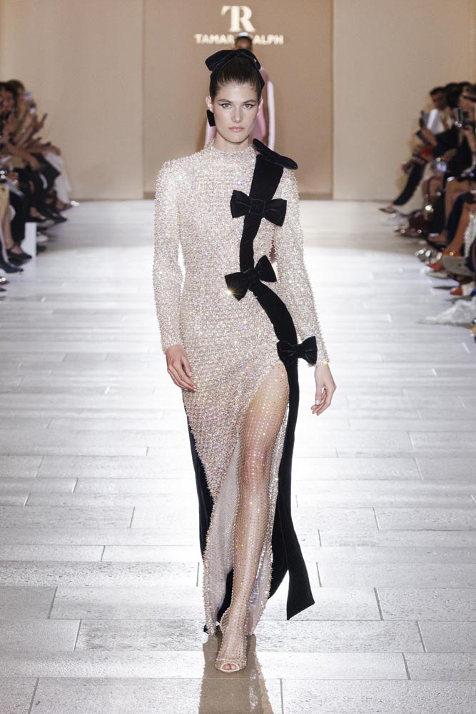 Runway-tamara-ralph-AW24-moda-fashion-modnialmanah