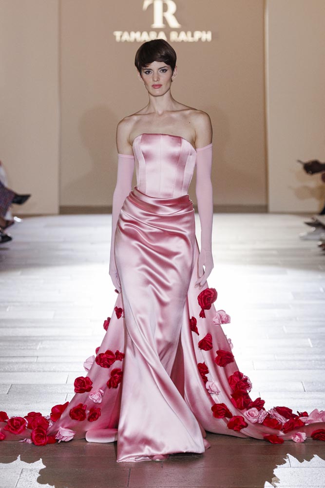 Runway-tamara-AW24-moda-fashion-modnialmanah