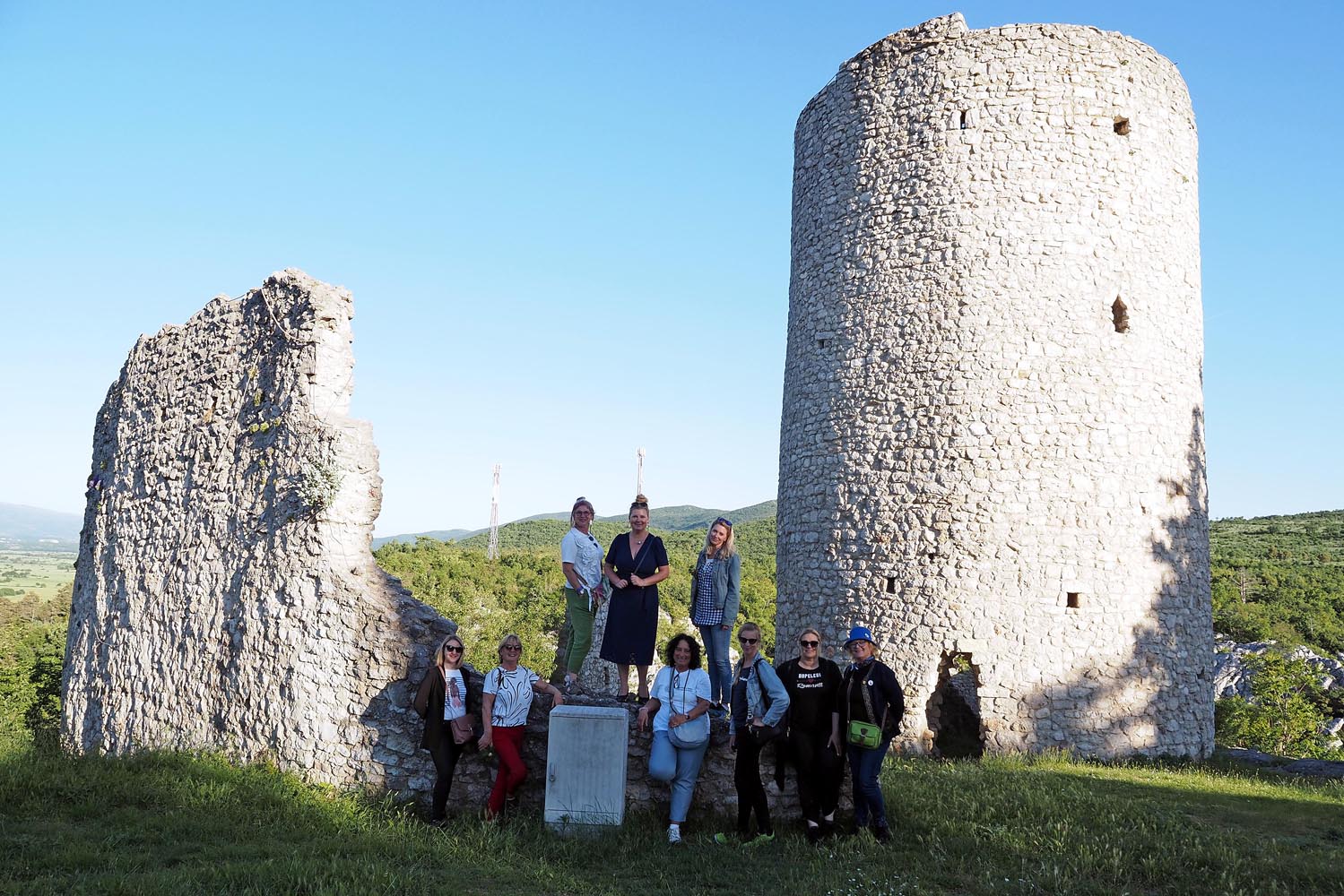 drniš-women's-days-by-modnialmanah-vikend-za-žene-izlet-lifestyle-šibenik