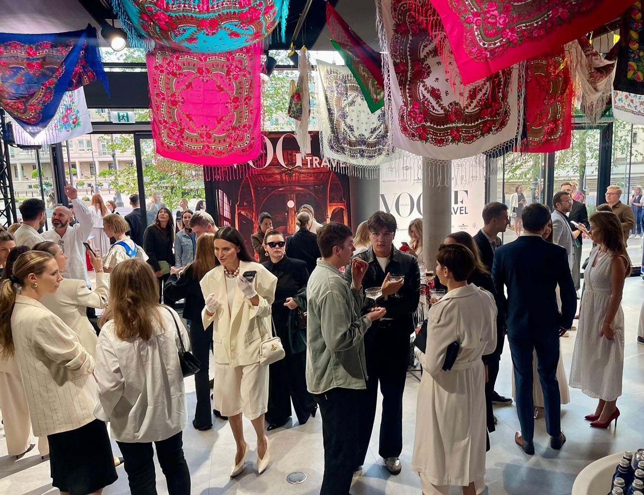 htz-vougue-travel-polska-lifestyle-modnialmanah