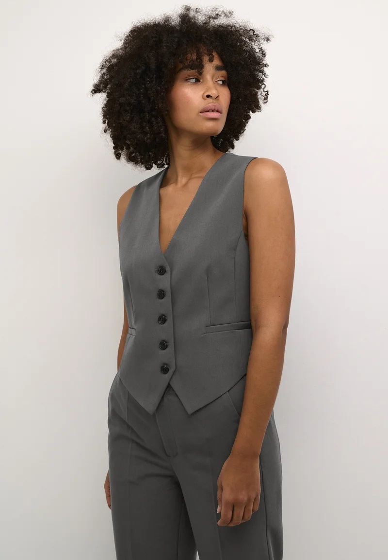 zalando-fashion-novi-trend-Demure-Very Mindful-modnialmanah