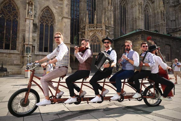 Big-Bike-Orchestra-špancirfest-lifestyle-modnialmanah