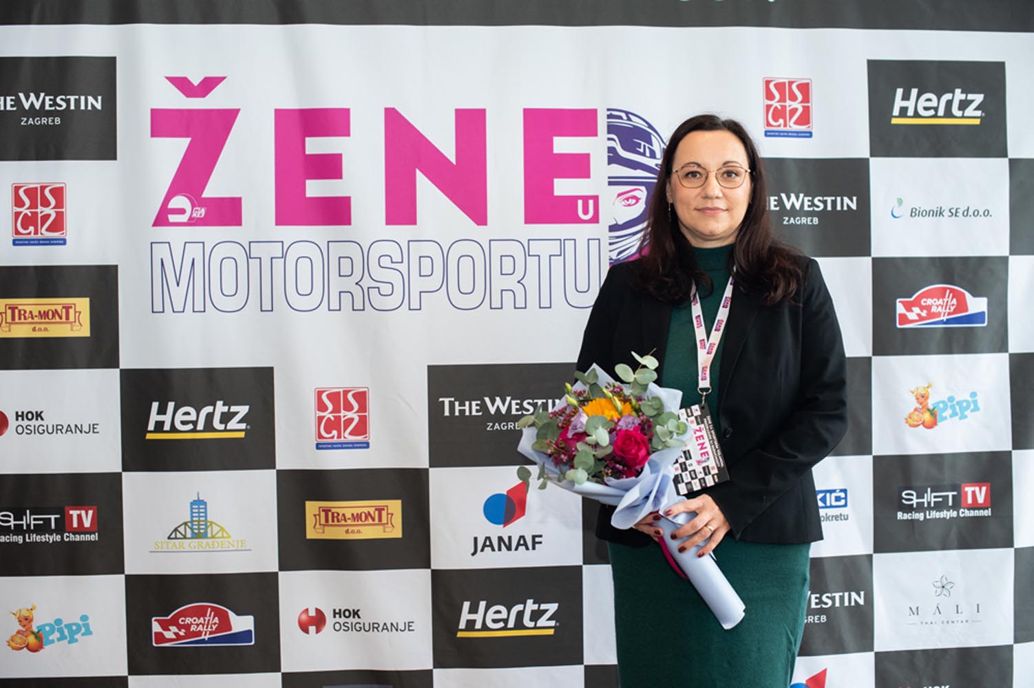 lifestyle-žene-u-motosportu-modnialmanah