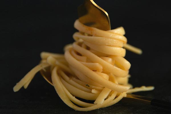 gastro-špagete-tjestenina-modnialmanah