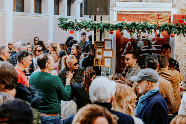 advent-na-obrovu-split-modnialmanah-lifestyle
