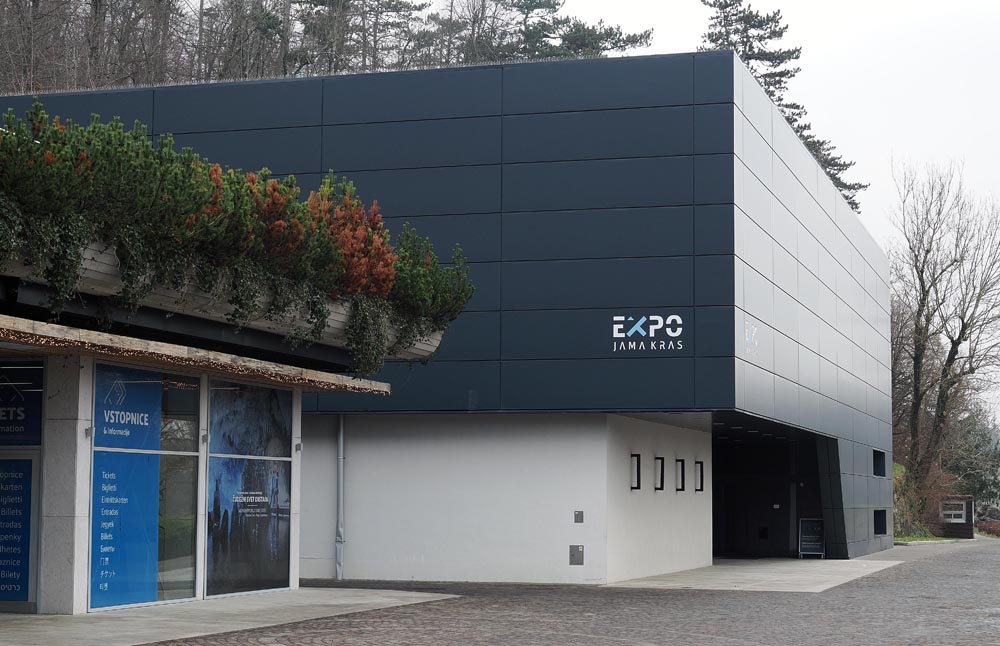 34-žive-jaslice-postojnska-jama-postojna-i-feel-slovenia-slovenija-modniamanah-lifestyle