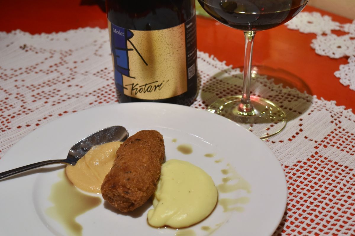 Darling&Shegrts-vino-uz-žlicu-modnialmanah-eno-gastro