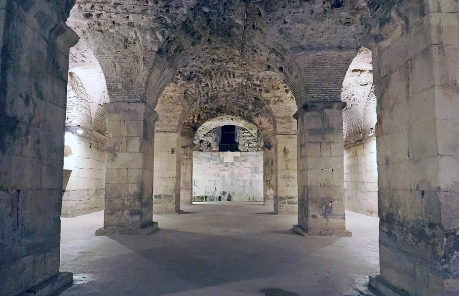 split-lijepa-putovanja-modnialmanah-croatia-full-of-life