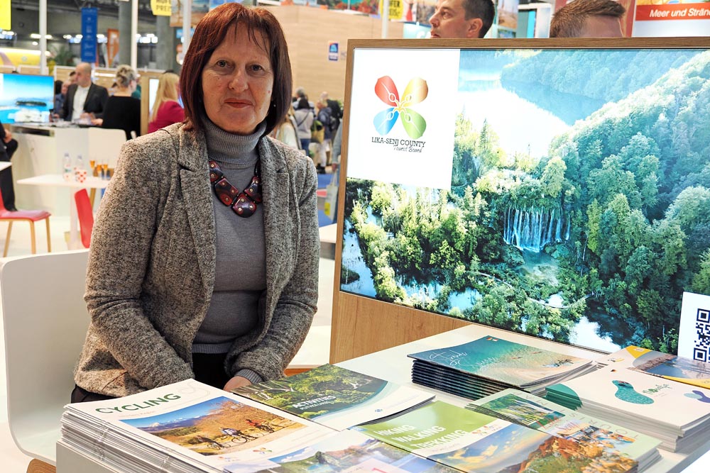 ferien-messe-wine-beč-lifestyle-croatia-full-of-life-kroatien-voller-leben-modnialmanah