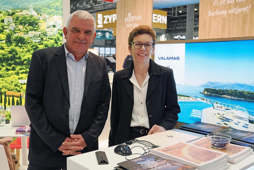 ferien-messe-wine-beč-lifestyle-croatia-full-of-life-kroatien-voller-leben-modnialmanah