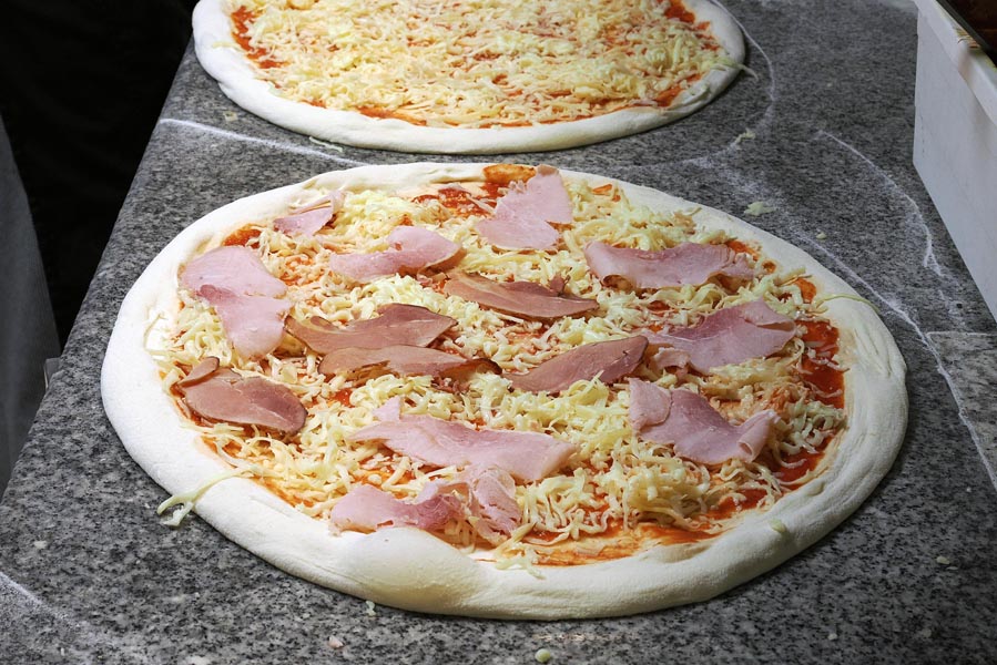 pizzerija-arka-sveti-martin-na-muri-gastro-međimurska-pizza-modnialmanah