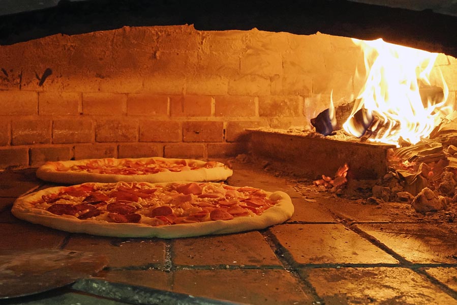 pizzerija-arka-sveti-martin-na-muri-gastro-međimurska-pizza-modnialmanah