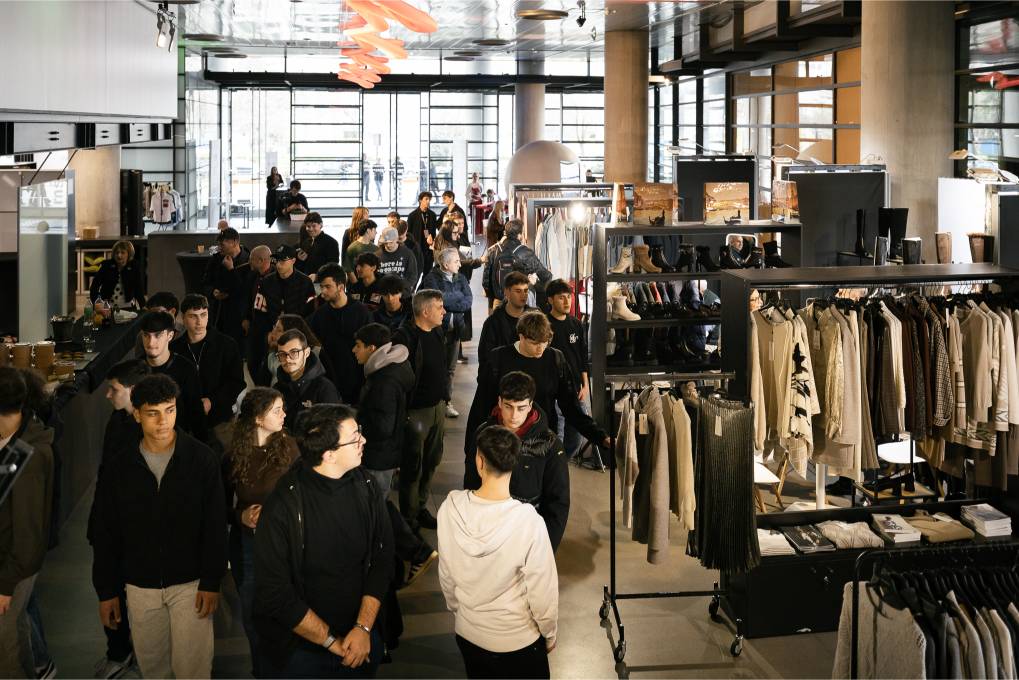 talijanska-moda-muzej-suvremene-umjetnosti-modnialmanha-fashion